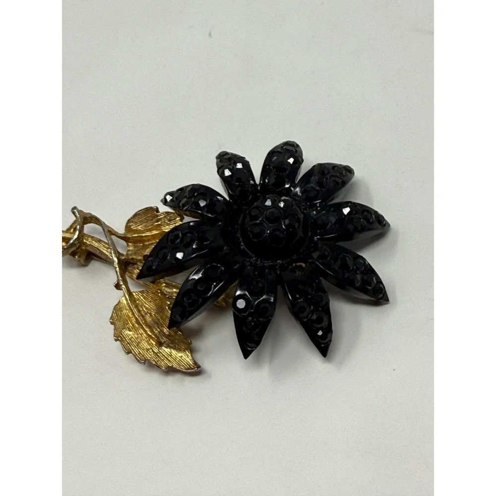 Vintage‎ Black Rhinestone Sunflower Brooch Gold Tone Stem Flower Pin Accessory